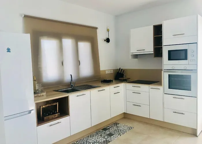 Canaryislandshost L My Nest *